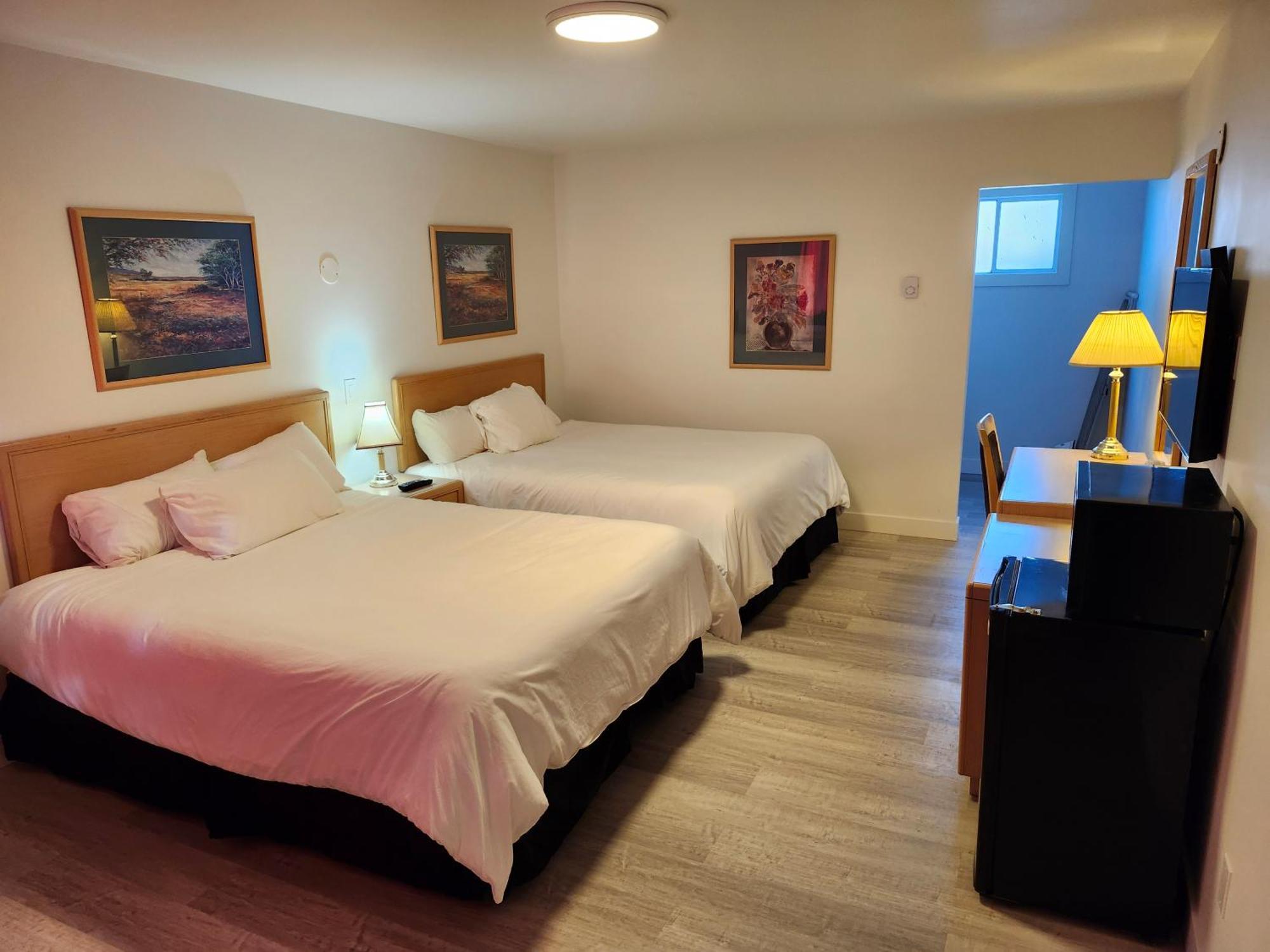 Cache Creek Inn Buitenkant foto