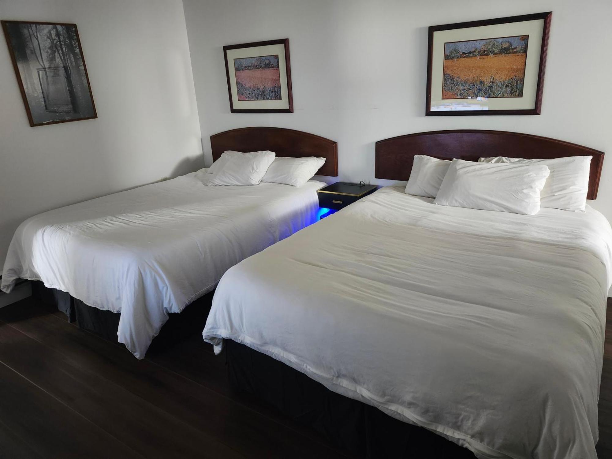 Cache Creek Inn Buitenkant foto